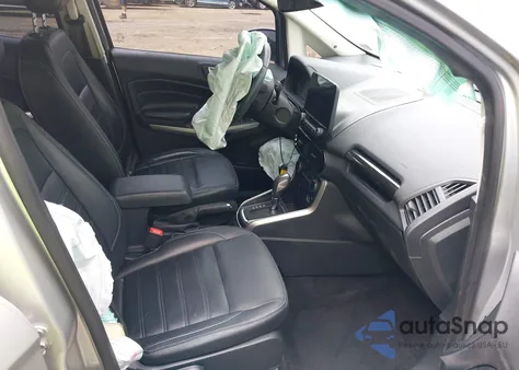 2018 Ford Ecosport Titanium z USA, uszkodzony, nr VIN MAJ6P1WL4JC170560